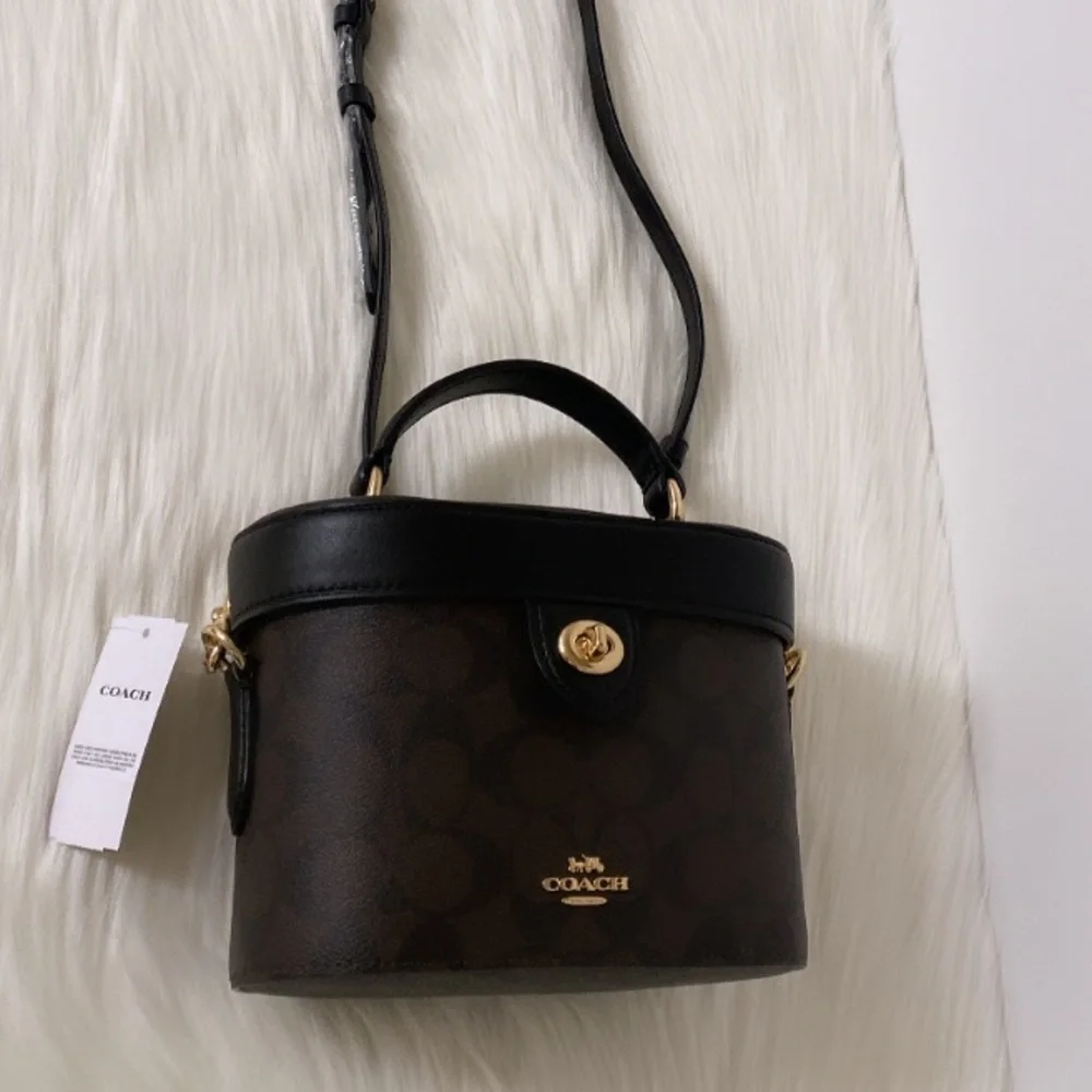New💃Coach Kay Crossbody In Signature Canvas Bag - Picture 8 of 10
